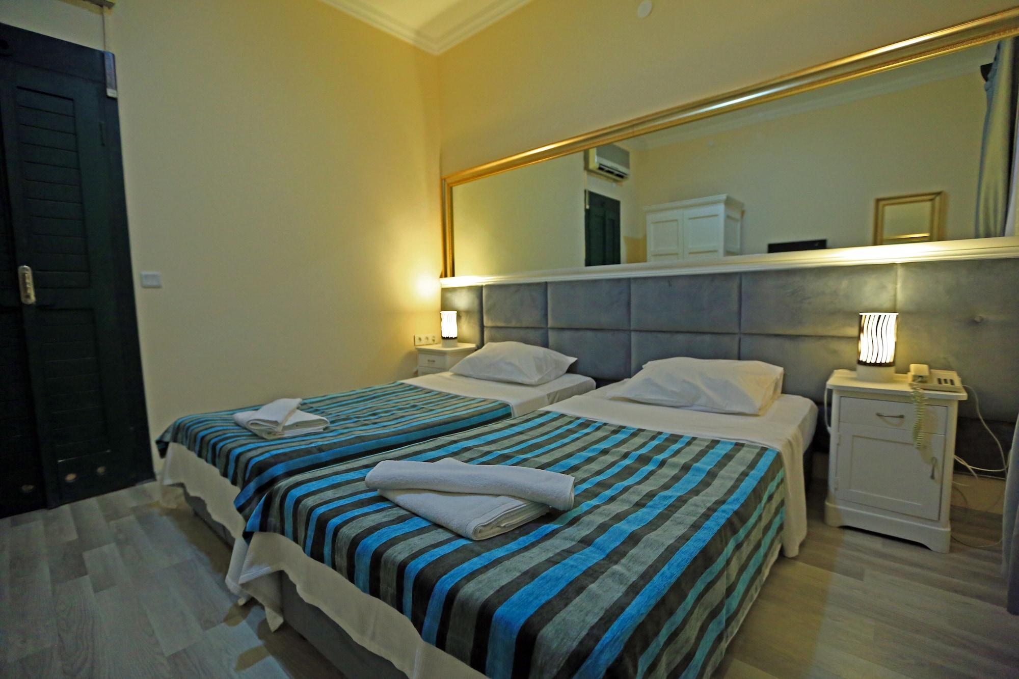 Bodrum Skylife Hotel エクステリア 写真