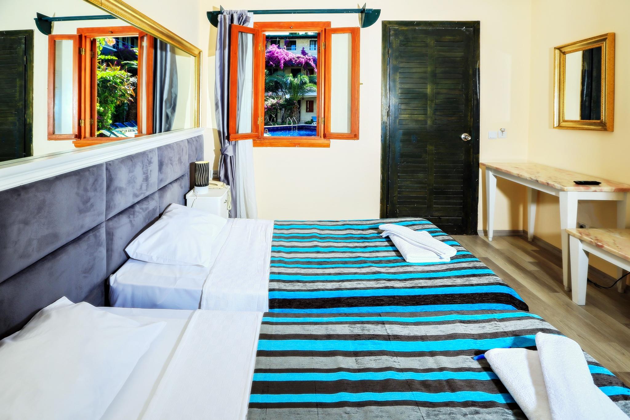 Bodrum Skylife Hotel エクステリア 写真