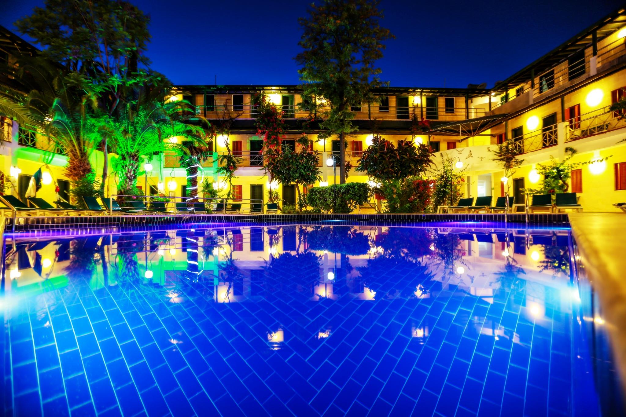 Bodrum Skylife Hotel エクステリア 写真